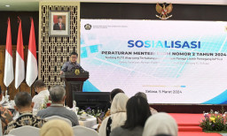 Dukung Pengembangan EBT, PLN Jalankan Permen ESDM Nomor 2 Tahun 2024 terkait PLTS Atap