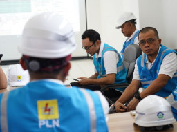 Visit Kesiapan Keandalan Transmisi, Direktur PLN Pastikan Kondisi Kelistrikan Jatim Andal Selama Ramadhan