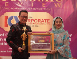 Tingkatkan Reputasi Perusahaan, Bank Jatim Raih Peringkat Platinum di Ajang ICCA Awards 2024