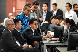 Adu Cerdas Antar Advokat