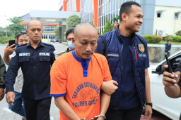 Polisi Gresik Tangkap Seorang Pelaku Perampokan Sadis yang Bunuh Korbannya