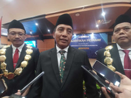 UNESA Satu Langkah Didepan: Rektor Lantik Pejabat Baru, Perkuat Transformasi PTN-BH