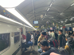 H-2 Lebaran, KAI Daop 8 Surabaya: Tiket Mudik Masih Tersedia