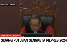 MK tak Temukan Bukti Yakinkan Jokowi Intervensi Syarat Perubahan Usia Cawapres