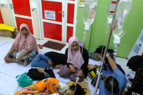 Puluhan Warga di Jember Diduga Keracunan Takjil Massal yang Dibagi-bagikan di Jalan