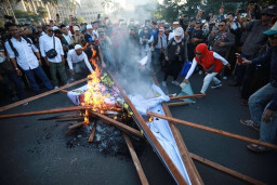 MK tak Utak-atik Keabsahan Gibran, Nitizen Koar-koar