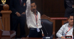 Saksi: Camat Ber-Yel-yel Seragam Tim Prabowo-Gibran