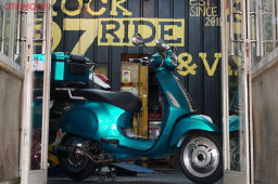 Modifikasi Warna dan Racing Style Bergaya 80’s-90’s Jadi Tren Vespa di 2024