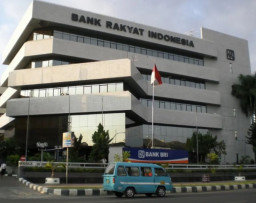 BRI Unggul di Performa Terbaik Mobile Banking