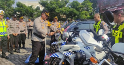 73 Polisi di Sidoarjo Terima Penghargaan