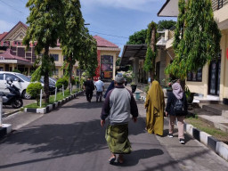 Diduga Tertipu Travel Umroh, Puluhan Warga Lapor Polisi