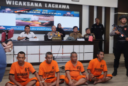 4 Pelaku Illegal Logging di Kawasan Hutan Jati Ditangkap Satreskrim Polres Blitar