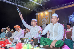 Ahmad Shandy Tidak Jadi Berangkat, Fokus Bisnis dan Bershalawat