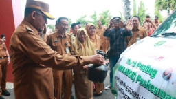 Pemkab Sumenep Serahkan 29 Unit Mobil Puskesmas Keliling