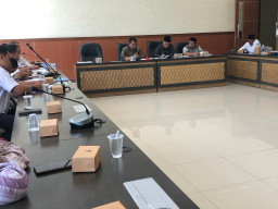 Pedagang KLD Wadul Dewan, Keluhkan Tarif Pemasangan Listrik