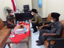 Evaluasi Lurah dan Camat, Wali Kota Eri Cahyadi Bersiap Ngantor Lagi di Kelurahan