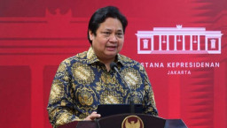Rupiah Melemah, Airlangga: Kita Monitor Saja