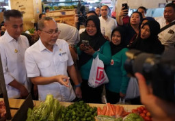 Mendag Pastikan Stok dan Harga Bapok Aman