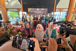 EJFH 2024 Angkat Tema Rise of Reminiscence Batik dan Tenun