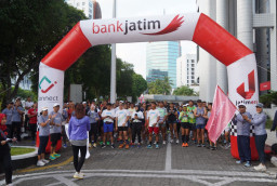 Tingkatkan Gaya Hidup Sehat, Bank Jatim Gelar JConnect Run 2024