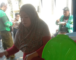 Sarapan Gratis Nikmat Tanpa Syarat Depan Prima Rasa di Jl. Kupang Indah