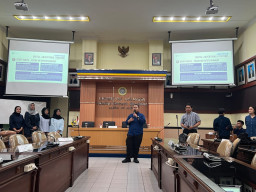 Kuliah Berhadiah, Unair Asah Keterampilan Dan Kreativitas Mahasiswa di Bidang Komunikasi Pemasaran