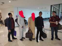 Dua WNA asal Pakistan, Resmi Dideportasi oleh Imigrasi Kelas II Non TPI Blitar