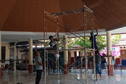 Dimakan Usia 35 Tahun, Pendopo Balai Desa Kalipecabean Direnovasi