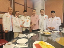 Bersyukur Bahagia, Gus Fawait Terima Rekomendasi DPP PKS Maju Bacabup Jember