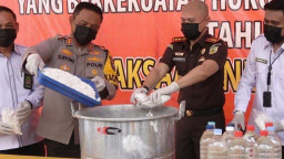 Kejari Tuban Musnahkan BB dari 88 Perkara Pidana