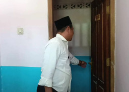 Sejoli Digerebek Warga Mesum di Kamar Mandi Masjid