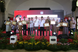 65 Sekolah Surabaya Raih Penghargaan Adiwiyata 2024