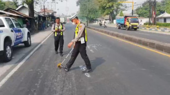 Tertabrak Truk, Ibu dan Balita di Pasuruan Tewas