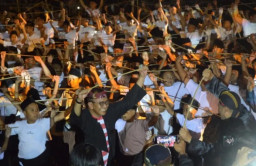 Ribuan Pelajar di Bondowoso Pentaskan Tari Ojung, Pecahkan Rekor MURI