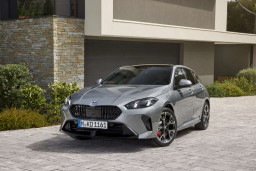 Tampil Lebih Atraktif, BMW Kenalkan Seri-1 Generasi Terbaru