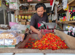 Harga Cabai di Pasaran Kota Blitar Meroket Tembus Rp 70 Ribu per Kg
