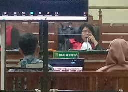 Sekretaris Aktif BPPD Sidoarjo Ngaku Shodaqoh Rp 200 Juta untuk Oknum Jaksa