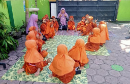 PAUD Lamongan Masih Terapkan Kurikulum Berbasis Kearifan Lokal