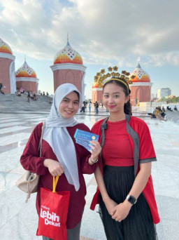 erafone Lebih Dekat Sambangi Surabaya, Ajak Warga Kota Pahlawan Seru-seruan!