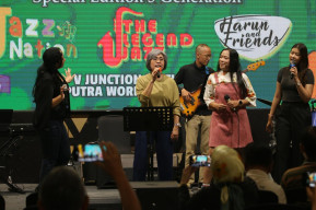 Hadirkan Musisi Lintas Generasi, Indah Kurnia Sukses Gelar Surabaya Pahlawan Jazz Corner