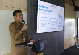 Baca juga : Pemkot Surabaya Tuntaskan Penyusunan Dua Perwali Perlindungan Anak