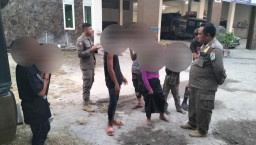 Satpol PP Lamongan Razia 7 Anjal