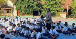 Polres Lamongan Beri Edukasi Terkait Narkoba, Bullying hingga Tata Tertib Berlalu Lintas
