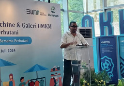 BUMN Resmikan Vending Machine dan UMKM Corner Perhutani