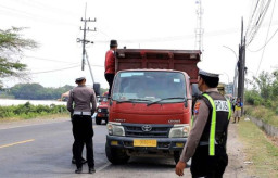 Polres Gresik Gencar Razia Truk