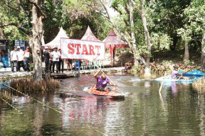 Lomba Dayung Kano di Banyuwangi Diikuti Ratusan Peserta