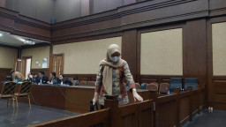 Wanita Teman Dekat Gazalba Saleh, Wadir RSUD di Jakarta