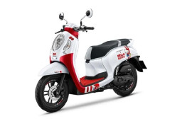 Honda Scoopy Edisi Terbatas ‘Hello Kitty’ Cuma Diproduksi 2 Ribu Unit