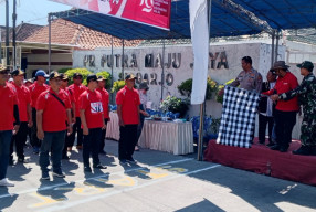 Sambut HUT RI ke-79, Camat Tanggulangin Berangkatkan 124 Regu Peserta Gerak Jalan