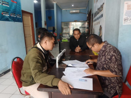 Diduga Deklarasi Dukung Yuhronur, Oknum Camat dan Kades Dilaporkan ke Bawaslu